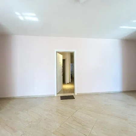 1 Bedroom 818 Apartment Golem (Tirana)