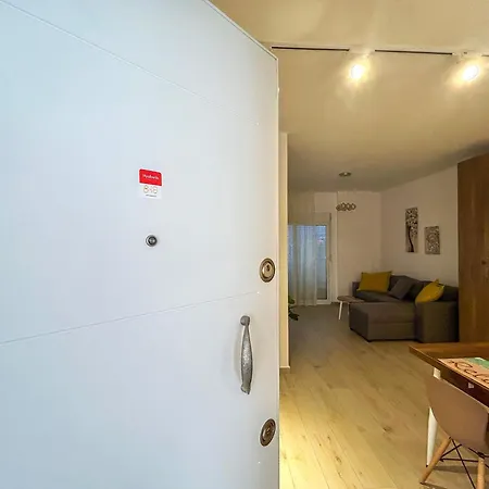 1 Bedroom 818 Apartment Golem (Tirana)