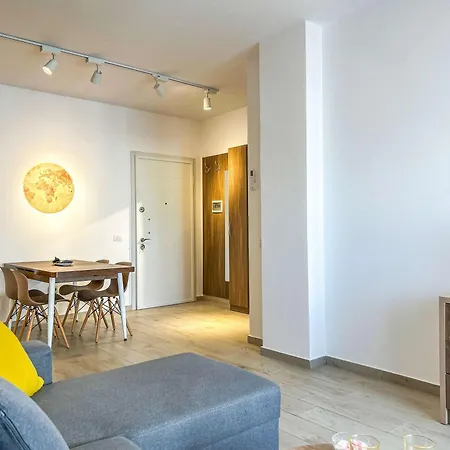 1 Bedroom 818 Apartment Golem (Tirana)